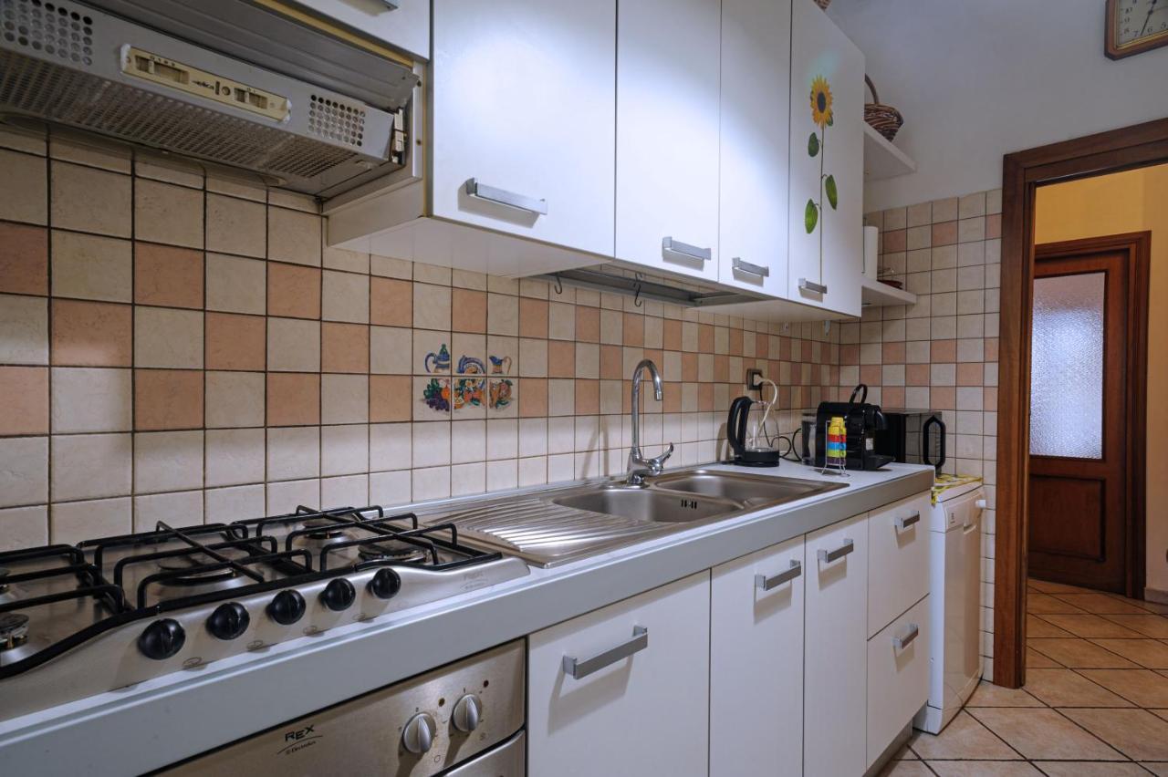 Apartment Il Tettuccio Di Valerio Rome Bagian luar foto